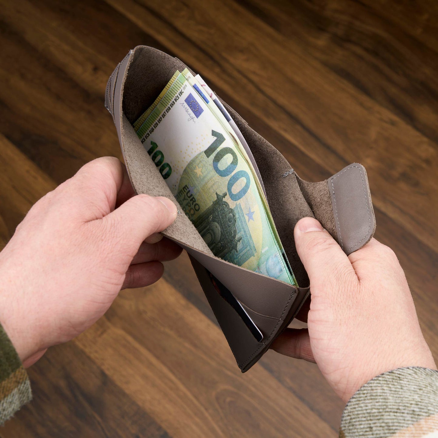 Компактний гаманець для купюр, карток і монет KID